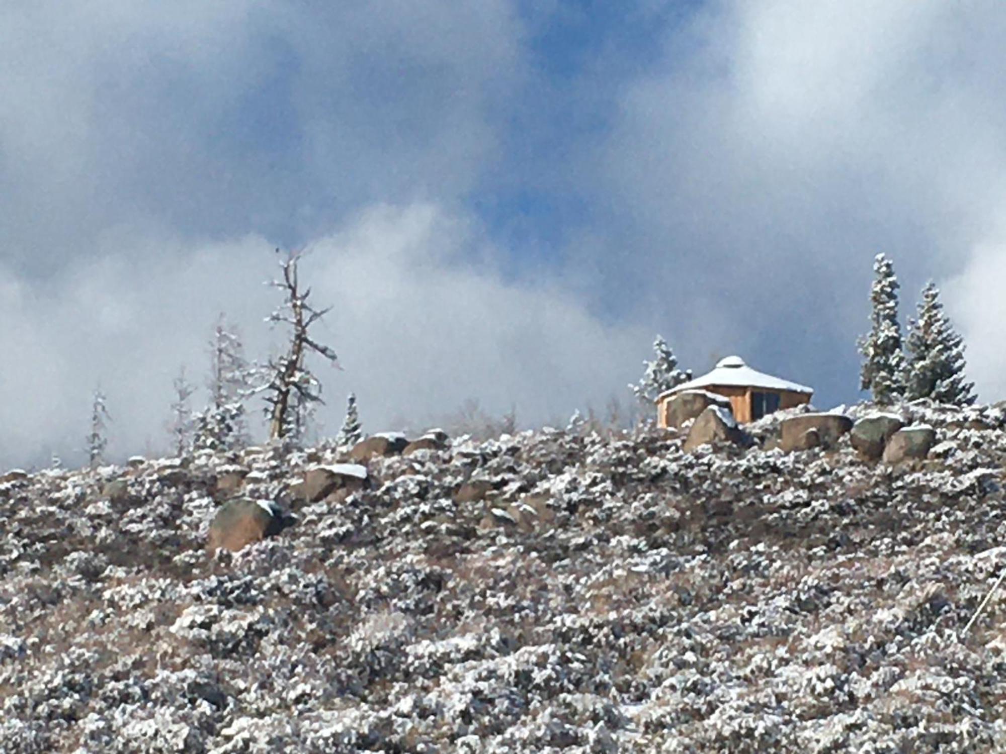 Red-Tail Roundhouse At 22 West Cabins And Recreation Hebron Buitenkant foto